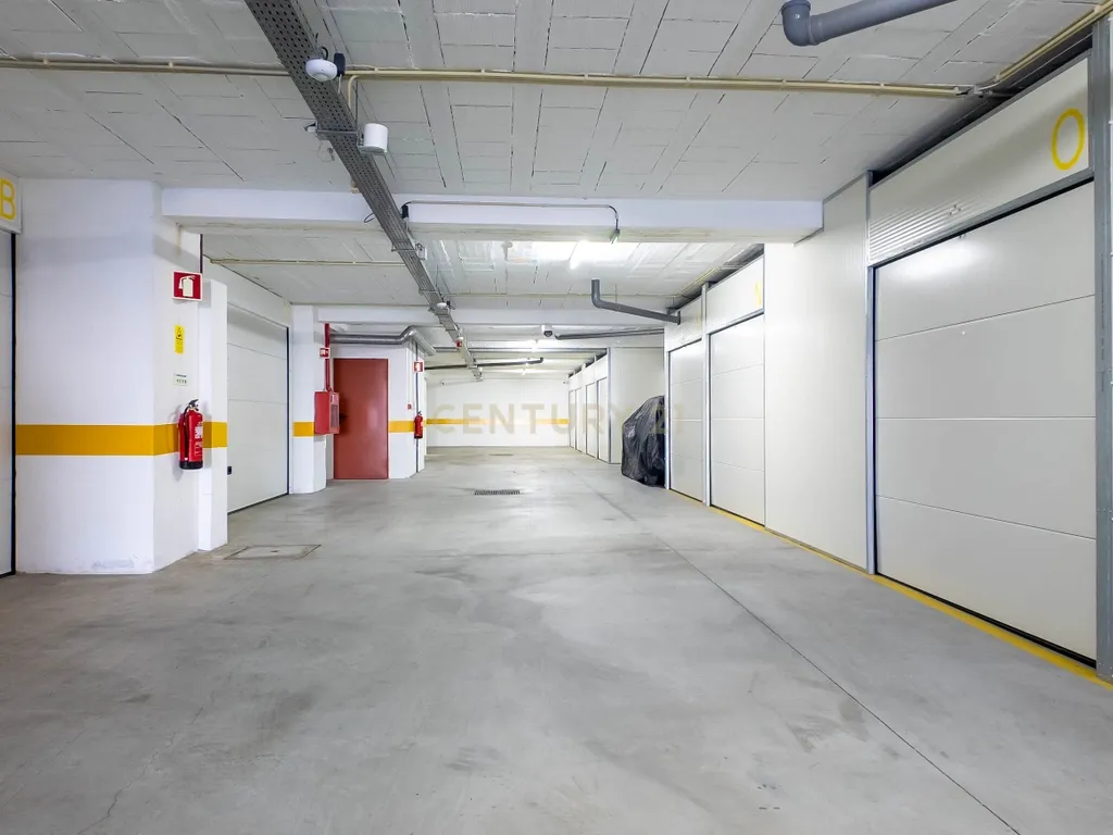 Arrecadação/Box para Arrendamento em Vila Nova de Gaia - Image 21
