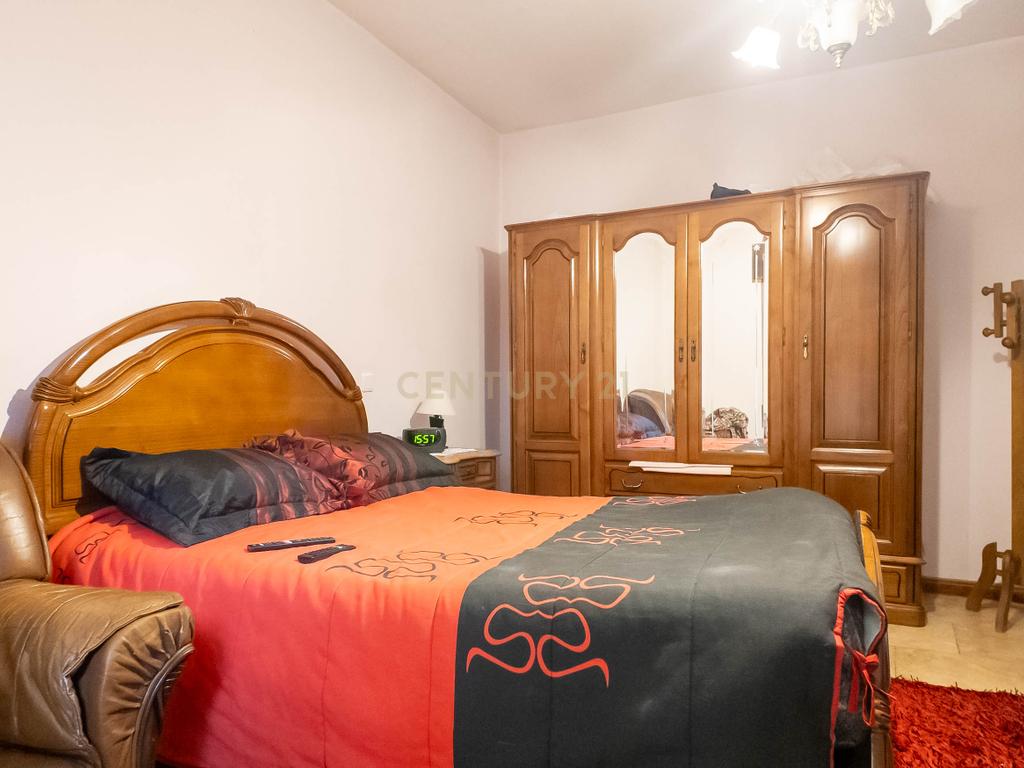 Moradia T3 com anexos, logradouro e garagem em Paredes - Image 19