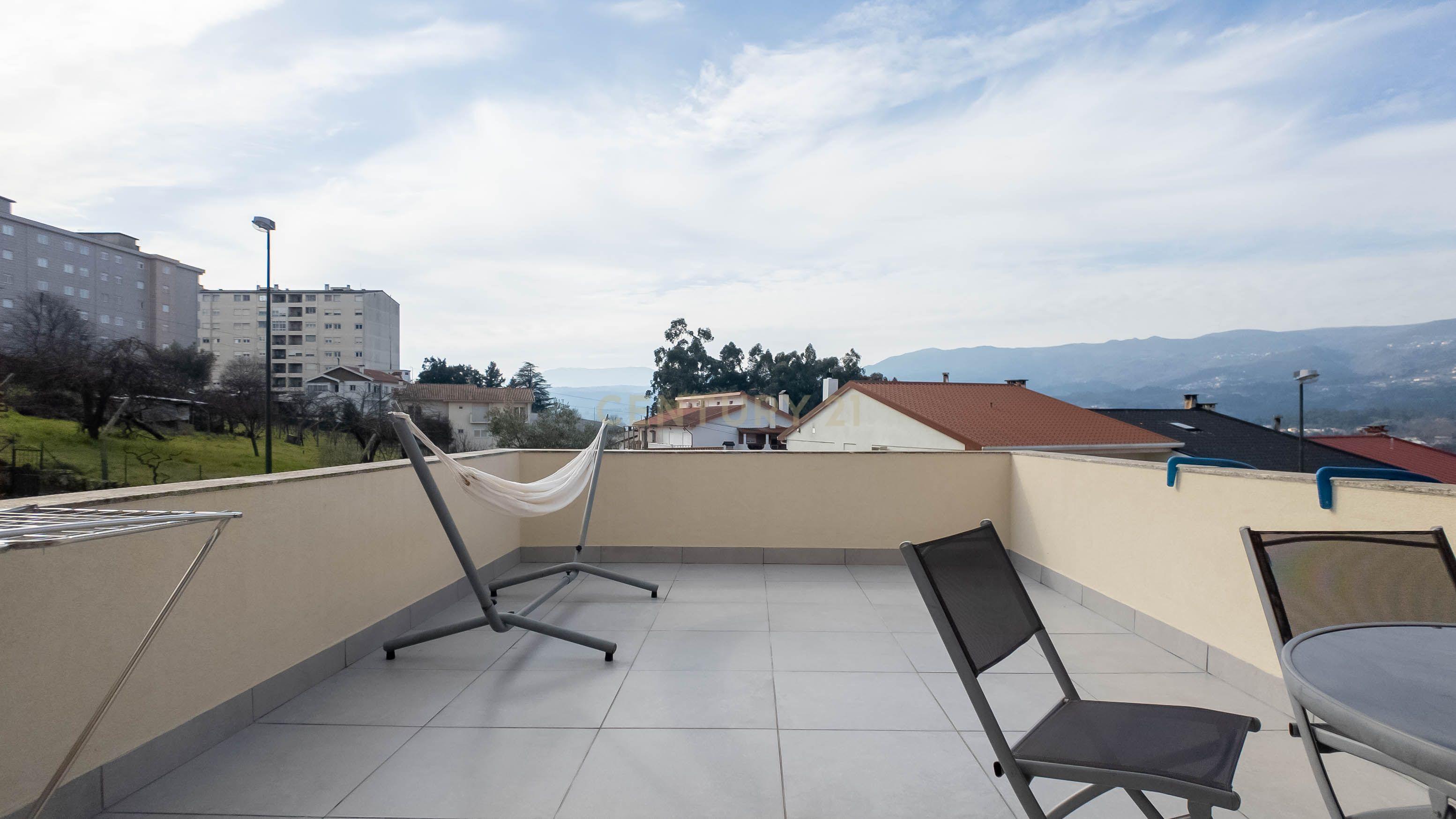 MORADIA T4 em VILA REAL - Image 29