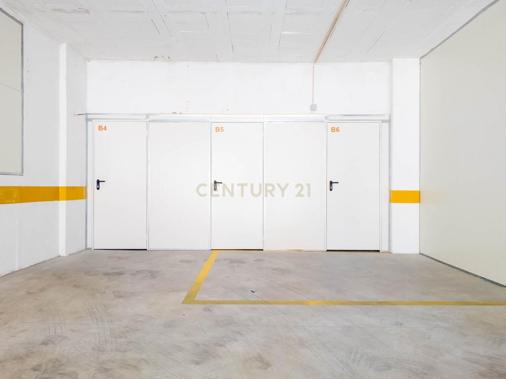 Arrecadação/Box para Arrendamento em Vila Nova de Gaia - Image 6