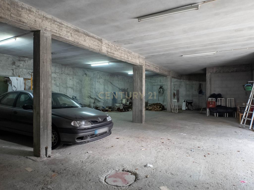 Moradia T3, de 4 frentes, vista Rio - Baião, Porto - Image 33