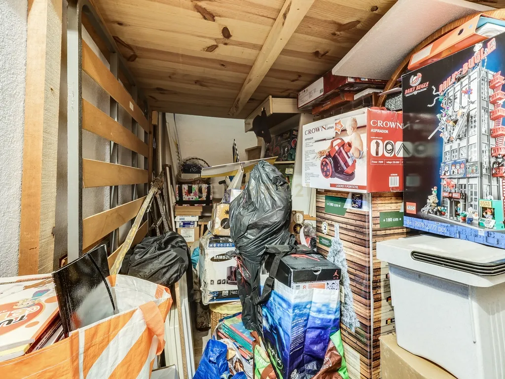Apartamento T2 com 87 m² em excelente estado – São João da Talha - Image 19