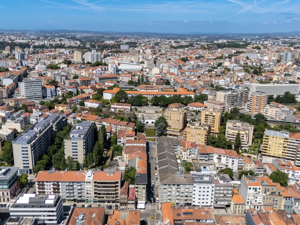 Imóvel de Investimento Estratégico na Boavista, Porto - Image 68