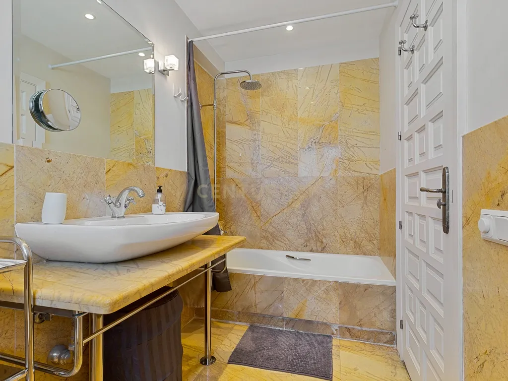 Impressionante moradia isolada com 5 quartos em San Pedro de Alcántara, Marbella - Image 24