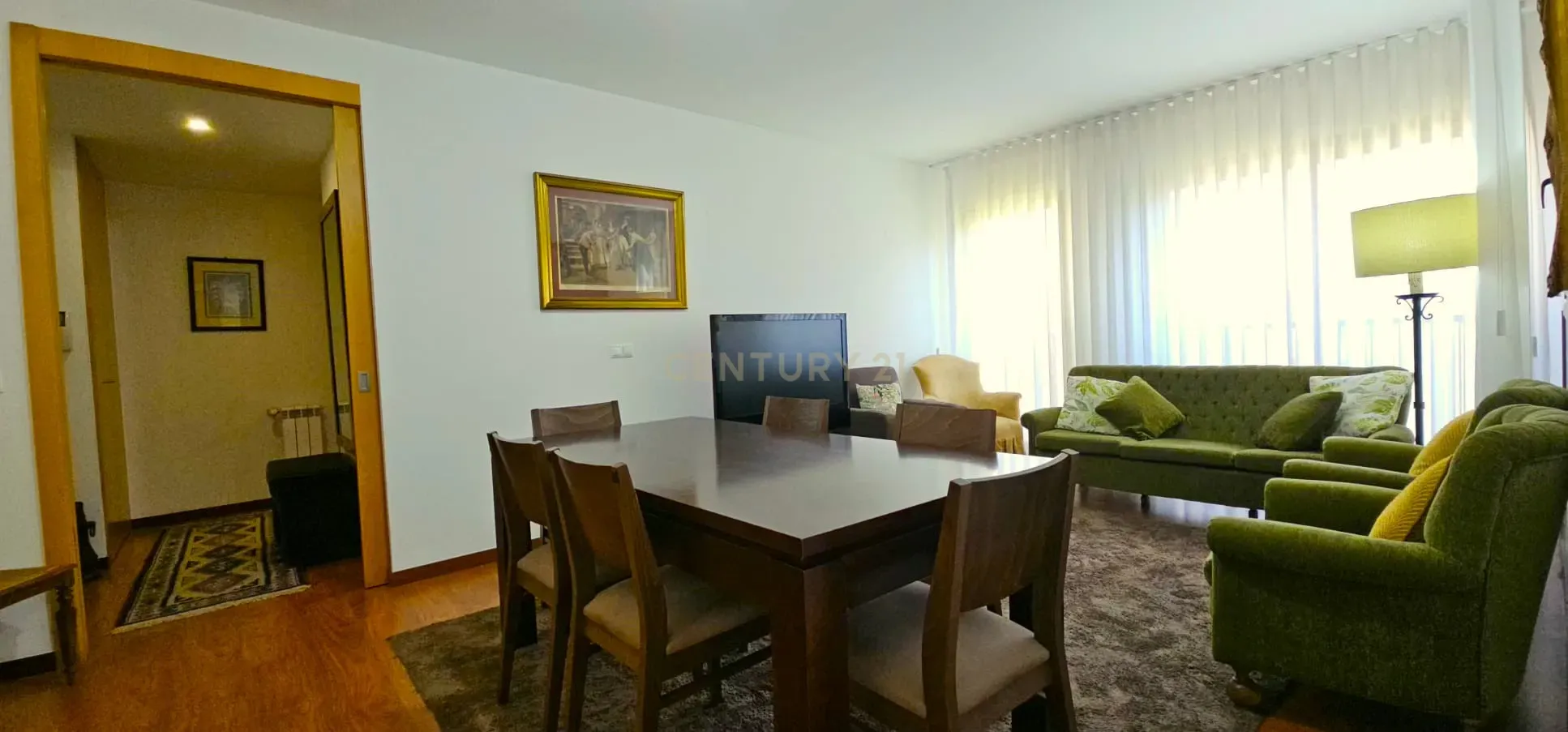 Fotografia 8 de Apartamento com Três Quartos no Centro da Cidade da Póvoa de Varzim