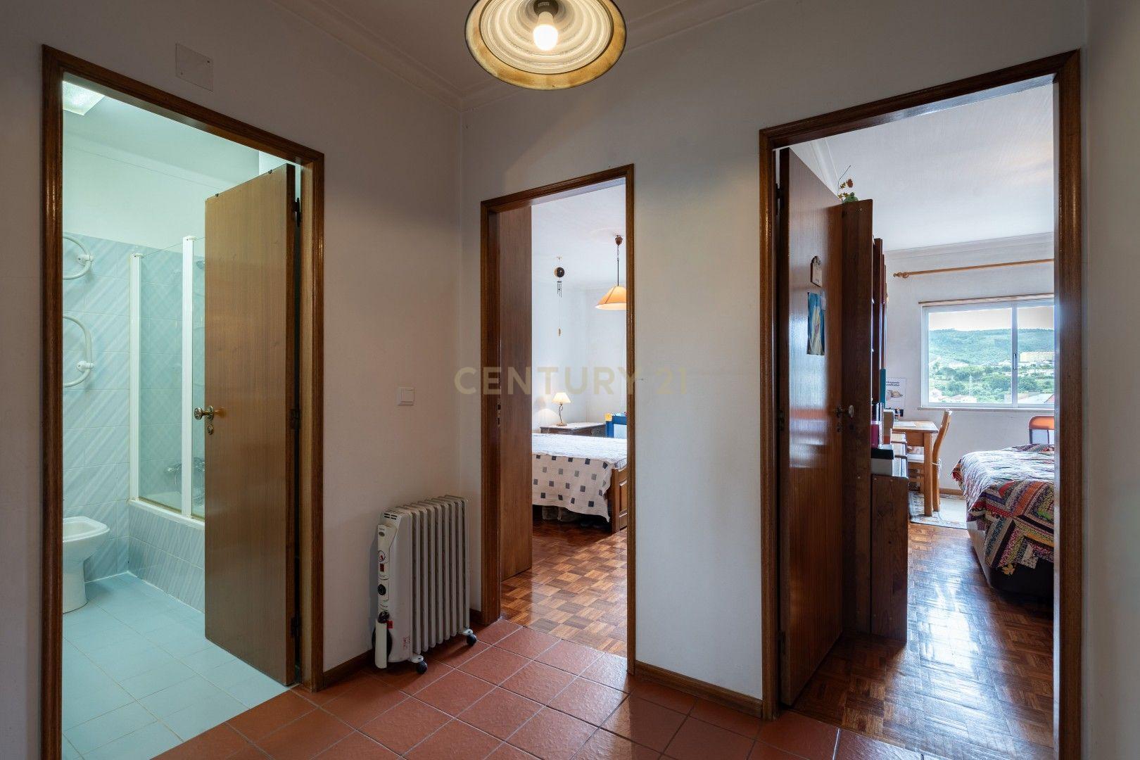 Fotografia 9 de Apartamento T3 + Garagem (Coimbra)