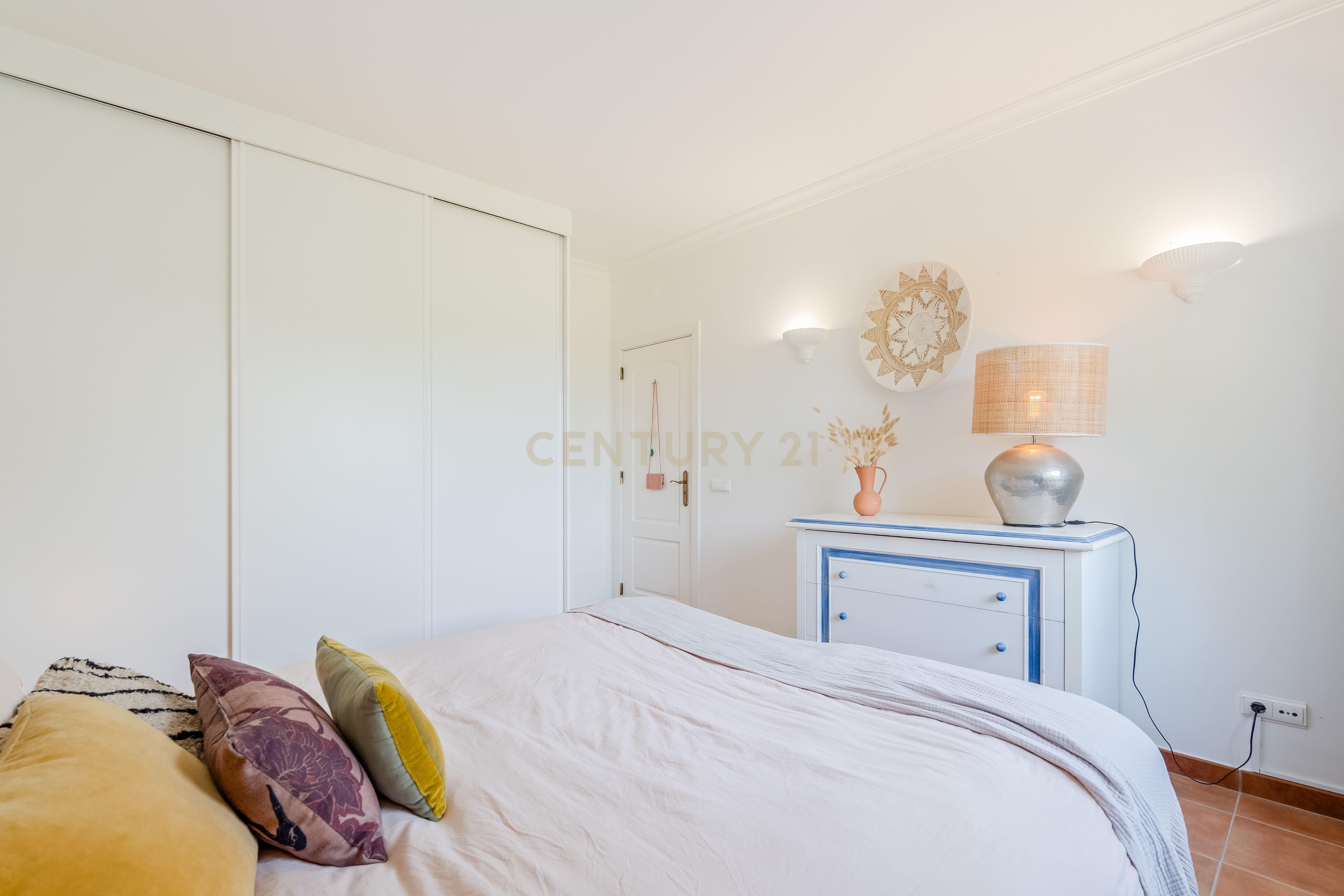 Casa de Luxo em Albufeira com Vista Panorâmica e Piscina - Image 22