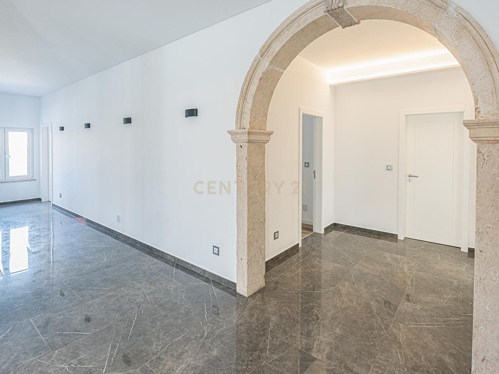 Moradia T6 de Luxo - 924 m² - Piscina - São Pedro da Cadeira - Nova - Image 46