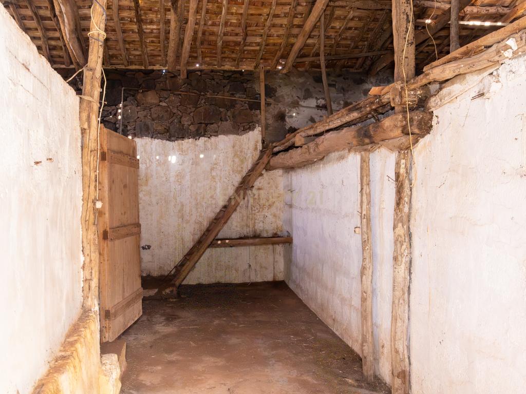 Casa para Recuperação em São Mateus, Santa Cruz da Graciosa - Image 28