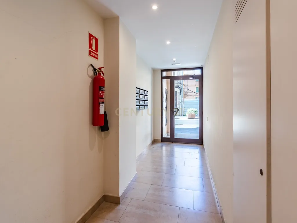 Apartamento amplo de 3 quartos no coração de Vendrell - Image 50