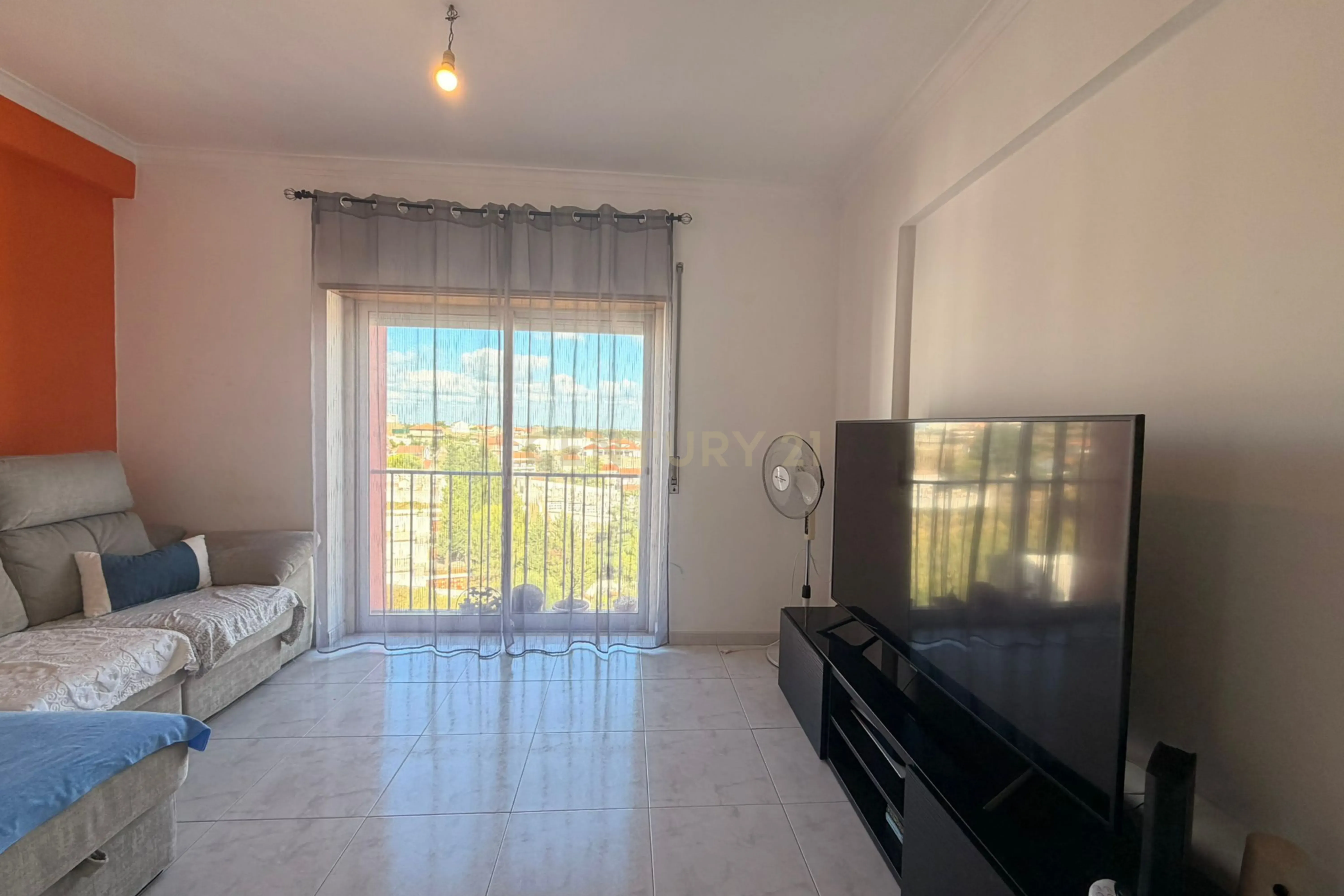 Fotografia 10 de Apartamento T2 em Vialonga com Vista para o Rio