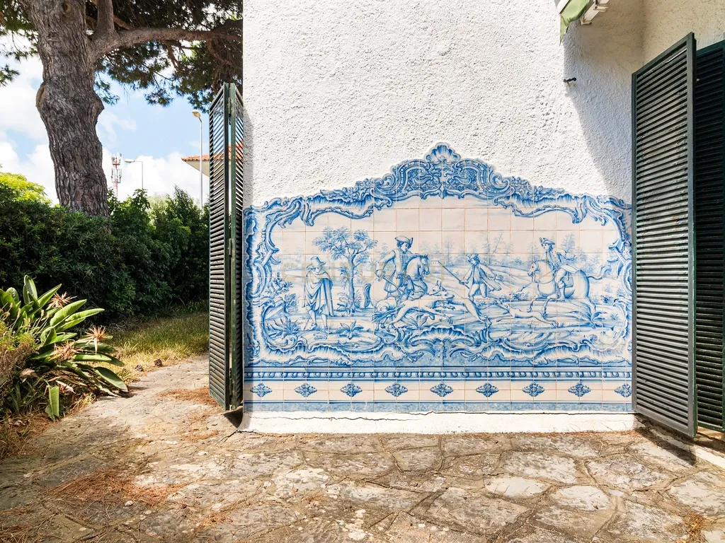 Moradia com piscina, a 500 metros da praia, em São Pedro do Estoril, Cascais. Em Venda! - Image 25