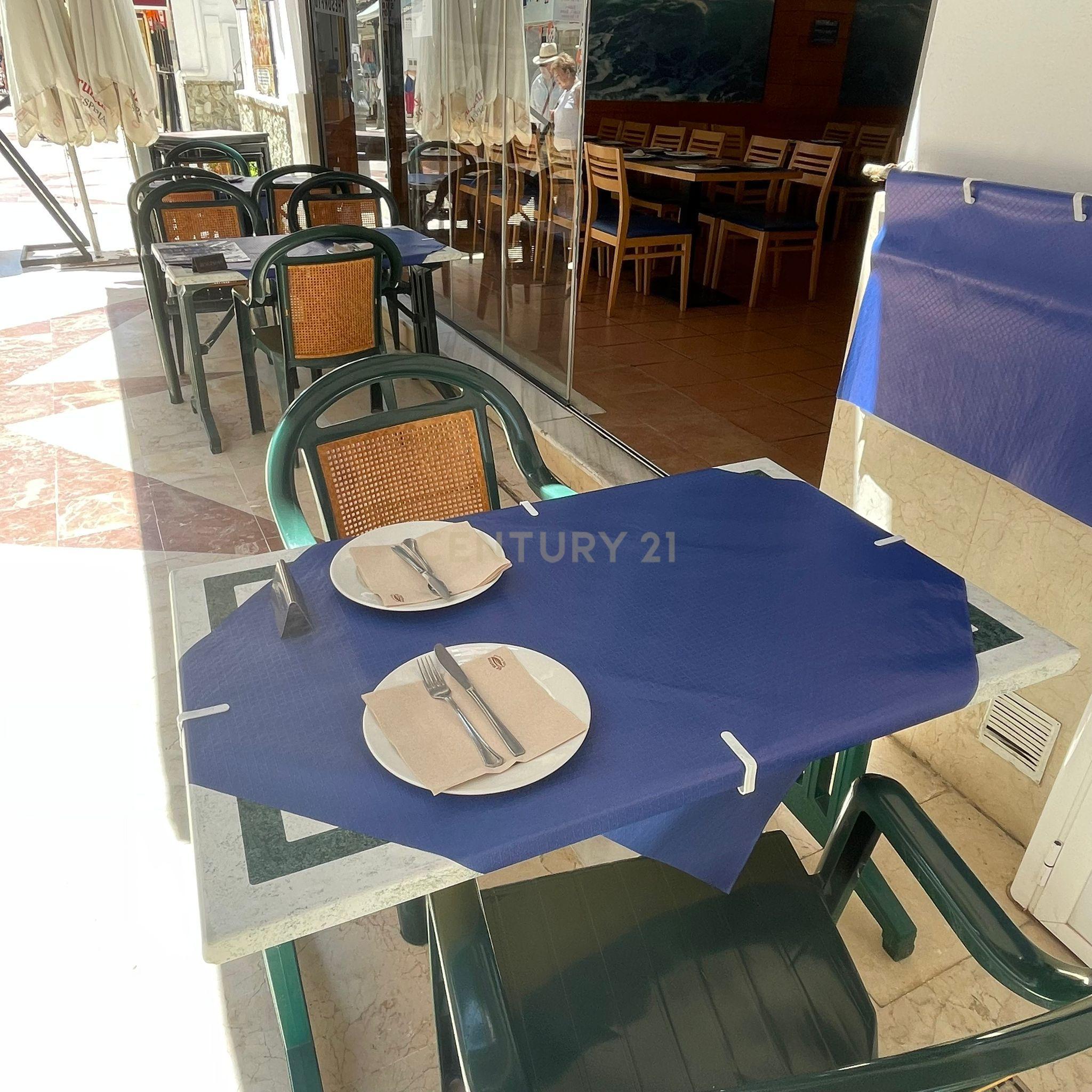 Restaurante arrendado em La Carihuela Torremolinos, excelente localização perto do mar! - Image 1