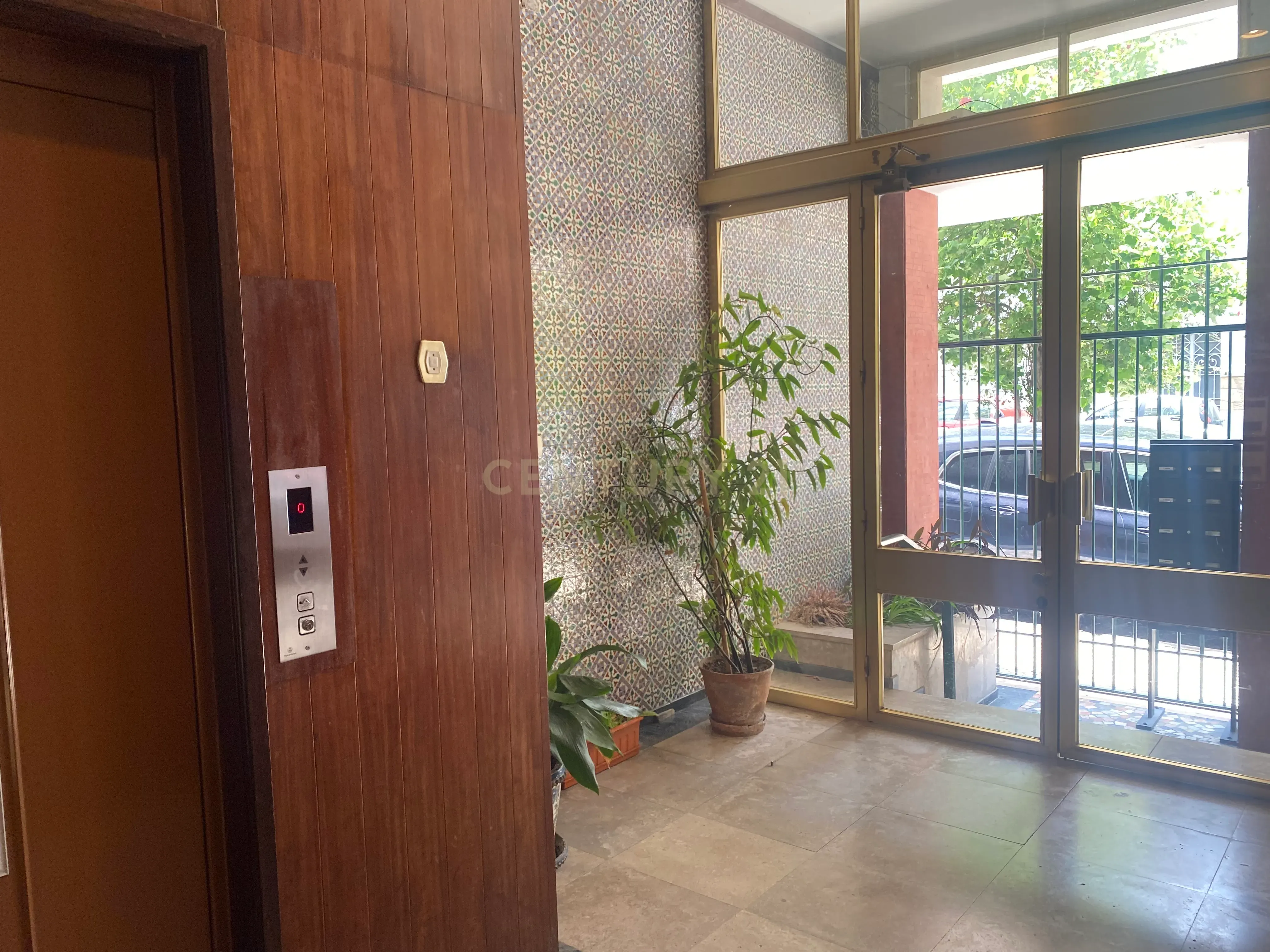 Apartamento  T5 Renovado -  Av Barbosa de Bocage - Image 15