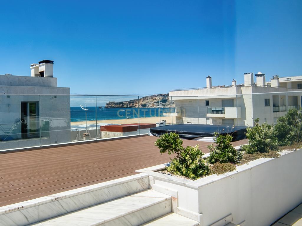 Lindíssimo Apartamento Novo T2 a dois passos da praia - Image 1
