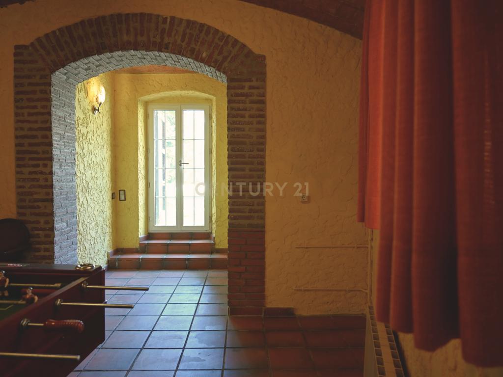  - Image 27