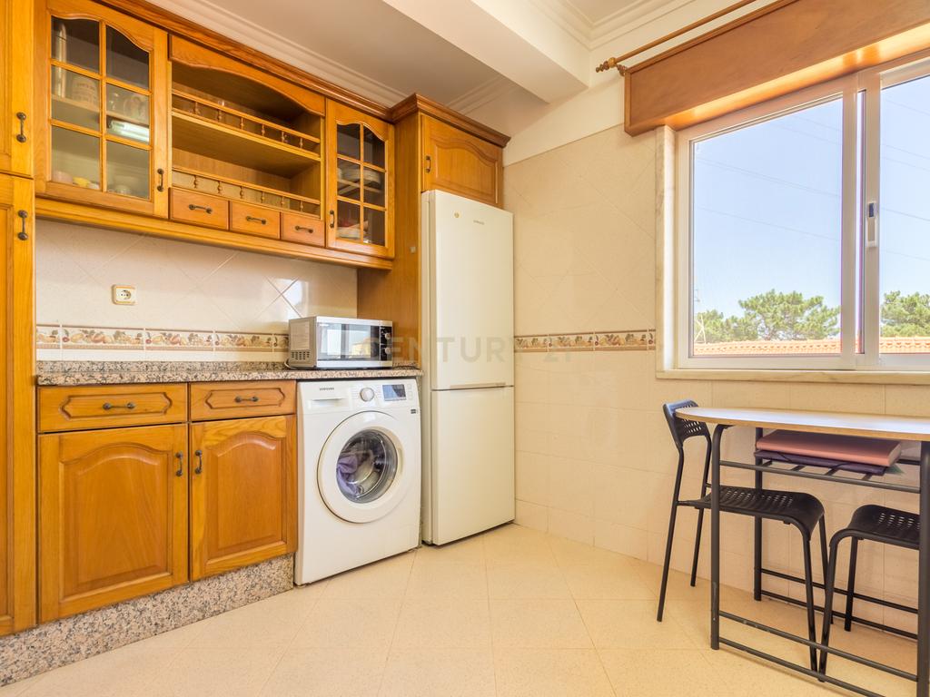 Apartamento T2 na Quinta do Conde - Image 11