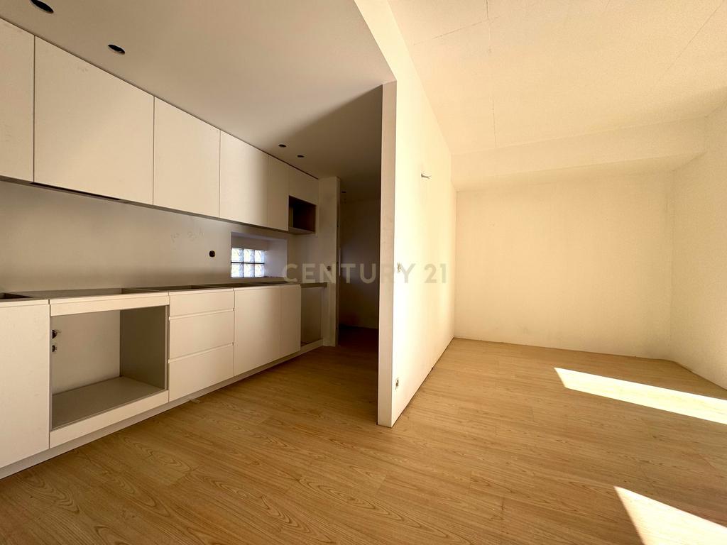 Apartamento com um quarto de luxo e novo em prédio muito moderno no centro de Matosinhos, perto do metro - Image 9