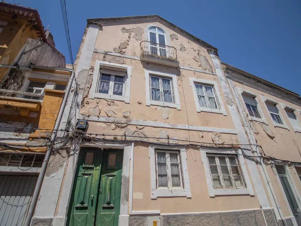 Prédio habitacional no coração da Figueira da Foz – Rua das Rosas - Image 3