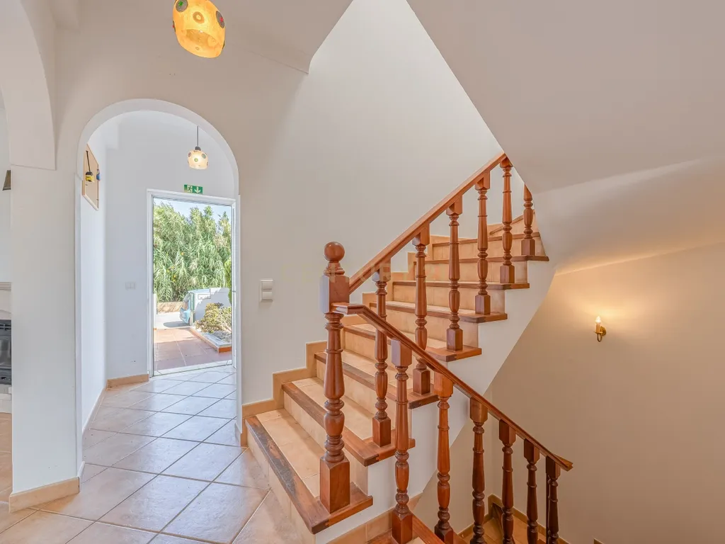 Moradia T3 com Jardim e Garagem em Sagres — Viva o Algarve ao Ritmo do Mar - Image 6