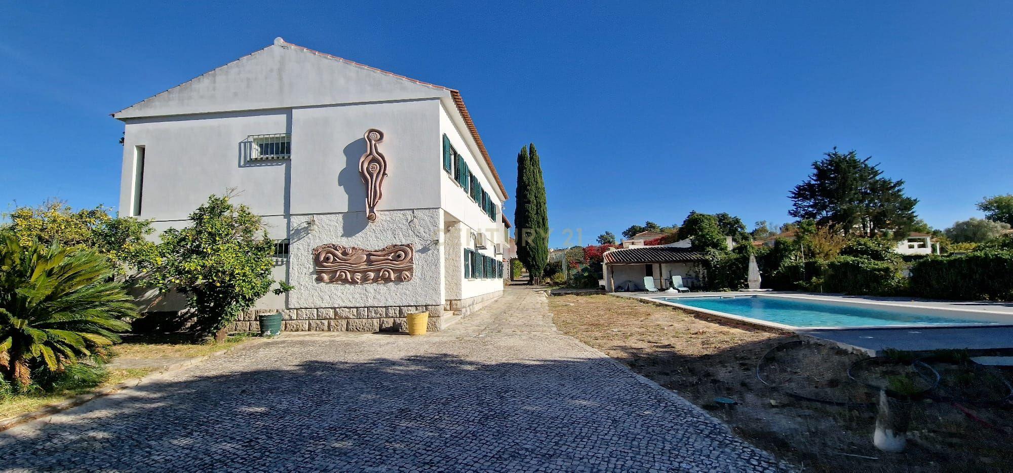MORADIA - Habitação/Alojamento Local - Image 2