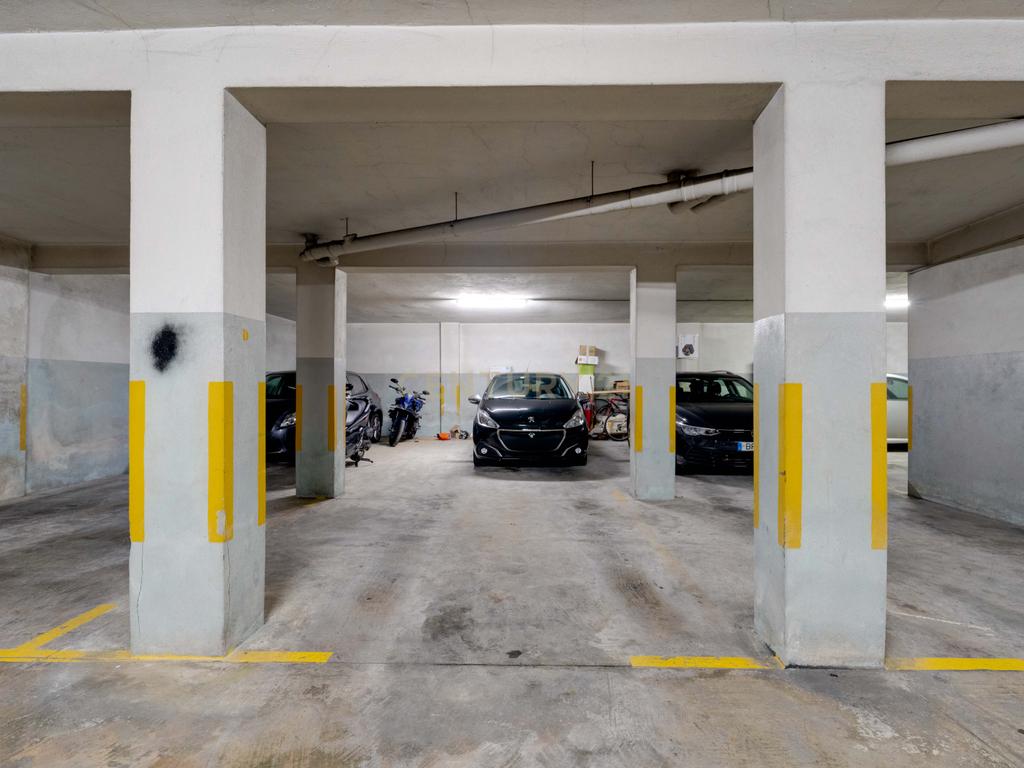 Apartamento T3 em Serzedo, V.N. Gaia - Image 18