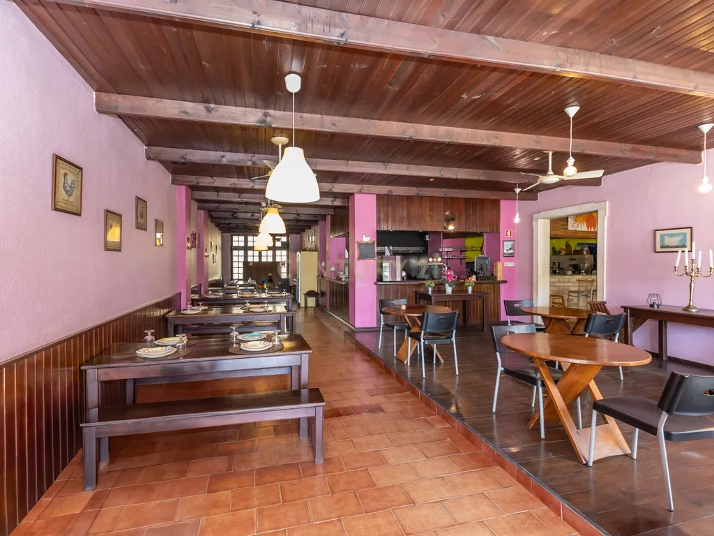 Restaurante "República dos Frangos" – Oportunidade Única em São João, Junto à Praia - Image 7