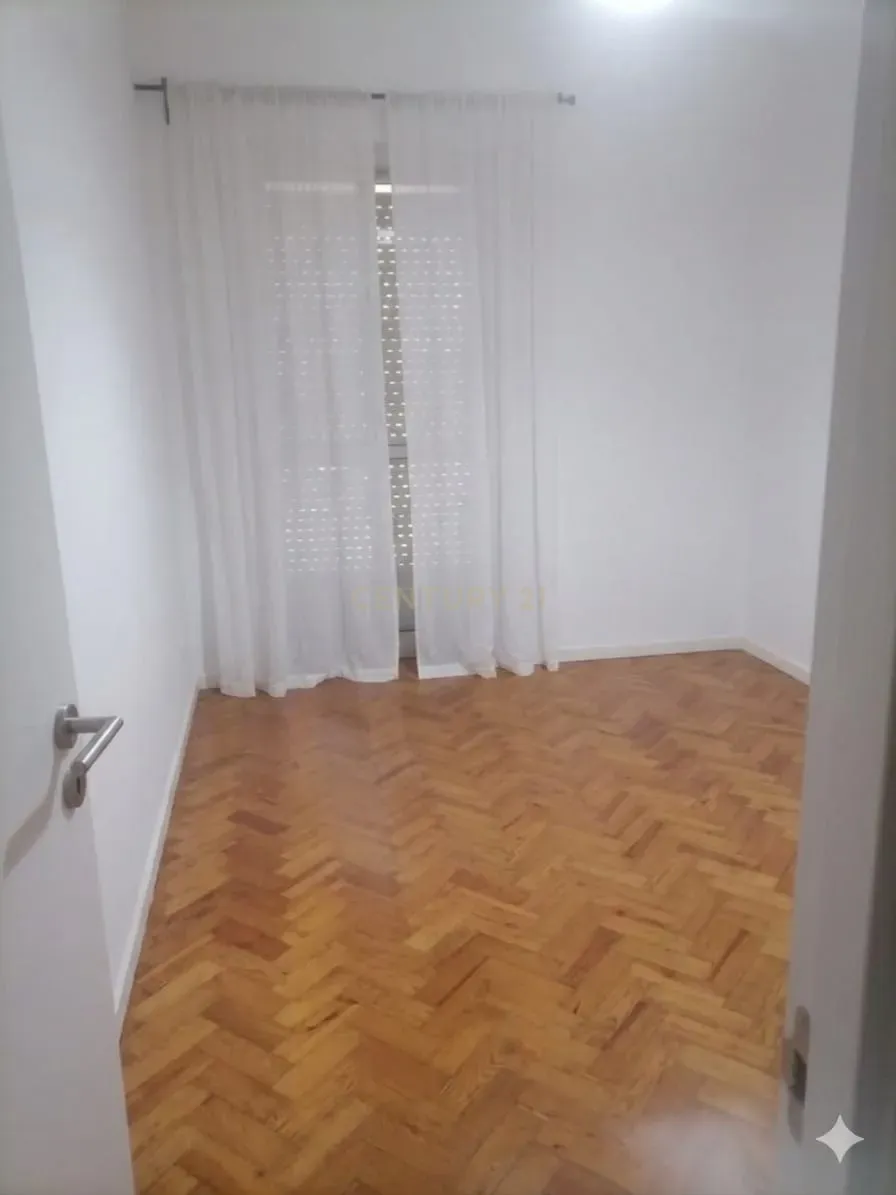 Fotografia 3 de Apartamento T2 em Setúbal - Oportunidade Única!