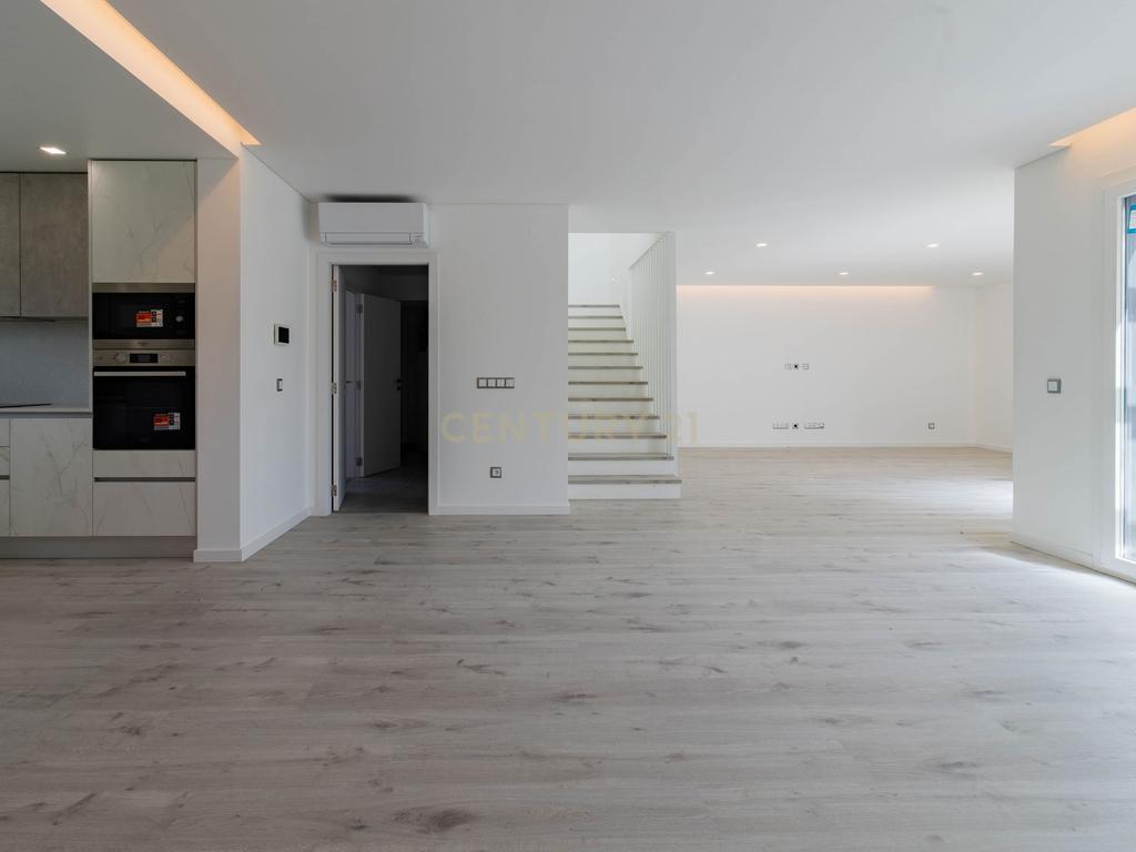 Moradia Contemporânea T3 Construção Nova em Fátima, Ourém - Image 32