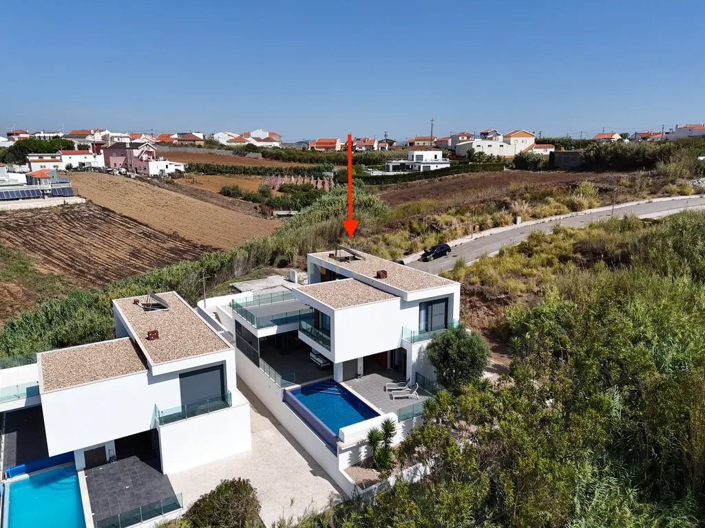 Moradia T4 - Linha de Mar - Lourinhã - Image 5