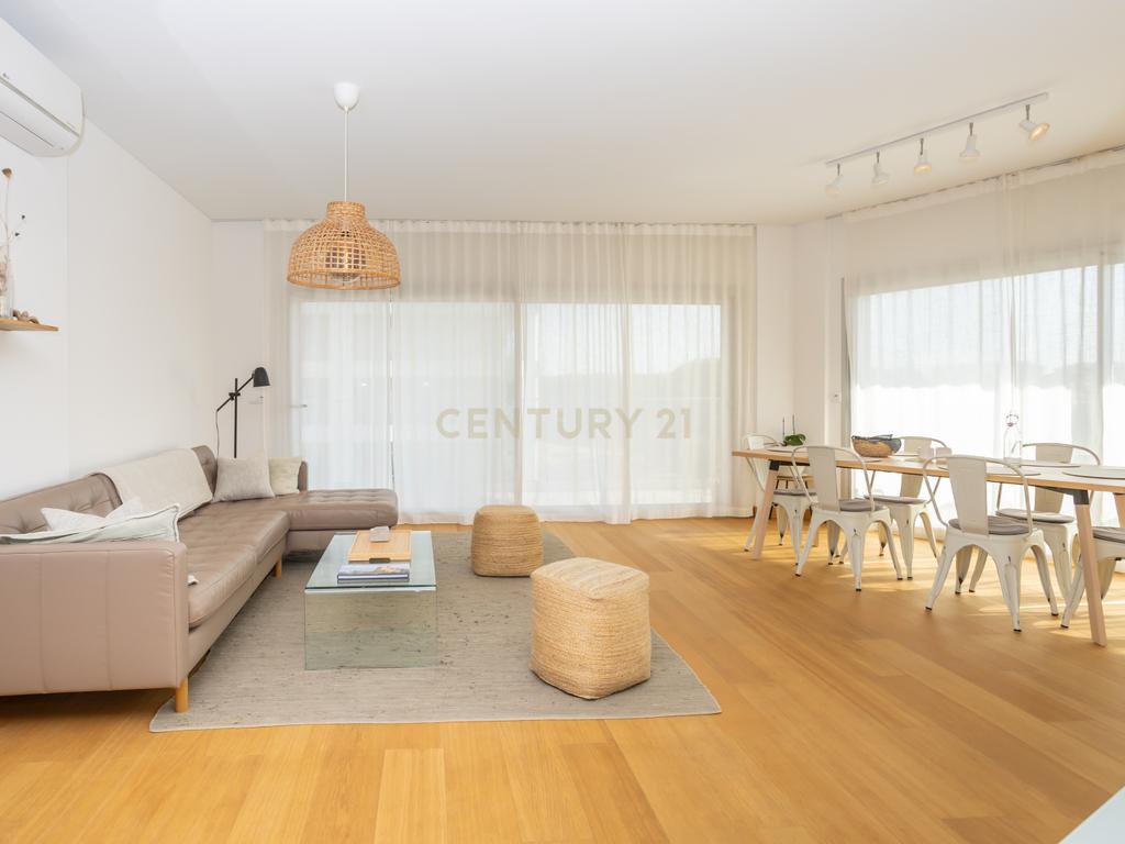 Apartamento T3 Condomínio de Luxo - Qta. Trindade, Seixal - Image 1