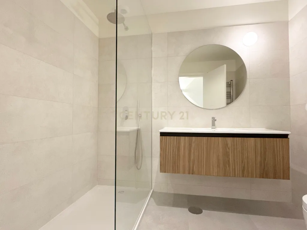 Apartamento T3 | Vista Mar - Condomínio Premium Le Parc – Canidelo - Image 5