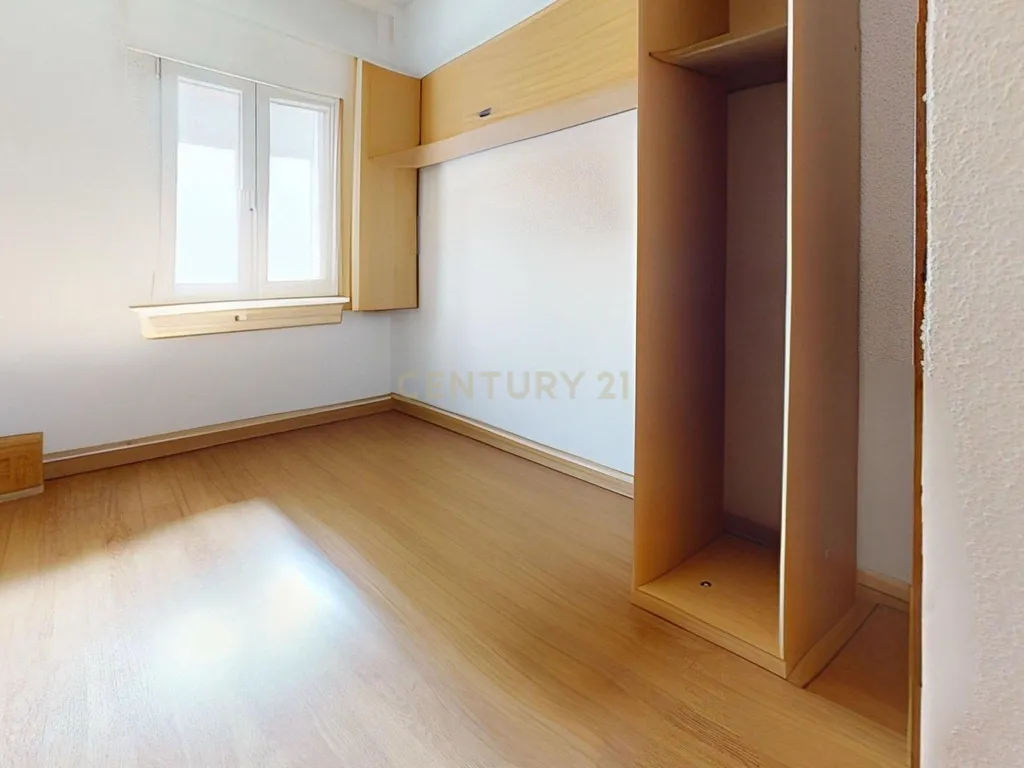 Apartamento Renovado em Alcalá de Henares, Madrid - Image 28