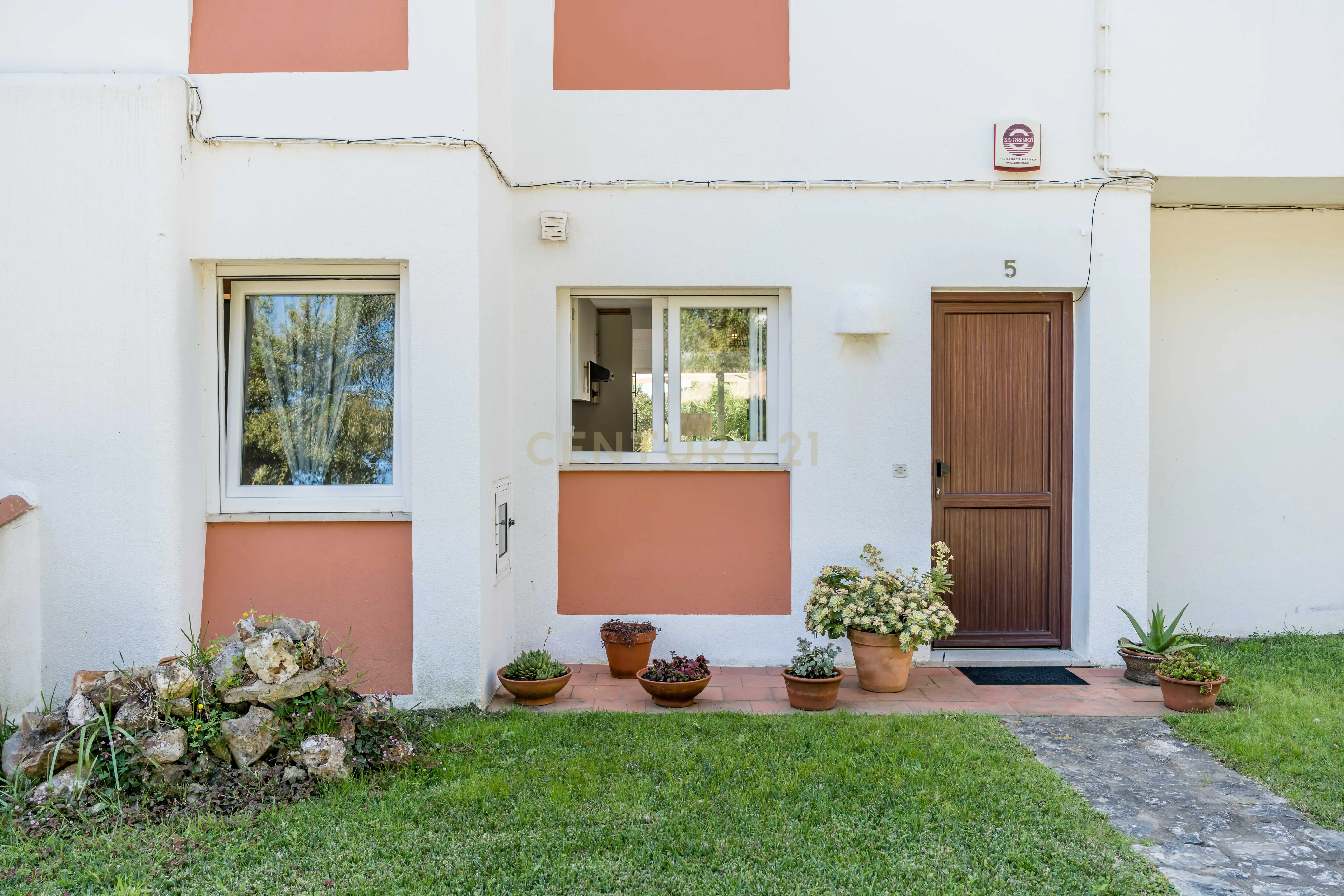 Apartamento T3 com terraço - Albufeira e Olhos de Água - Image 4
