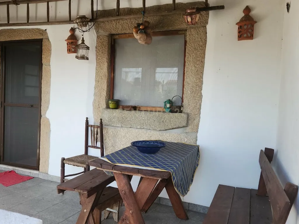 Moradia em Pedra com Terraço e Logradouro — Escalos de Baixo - Image 25