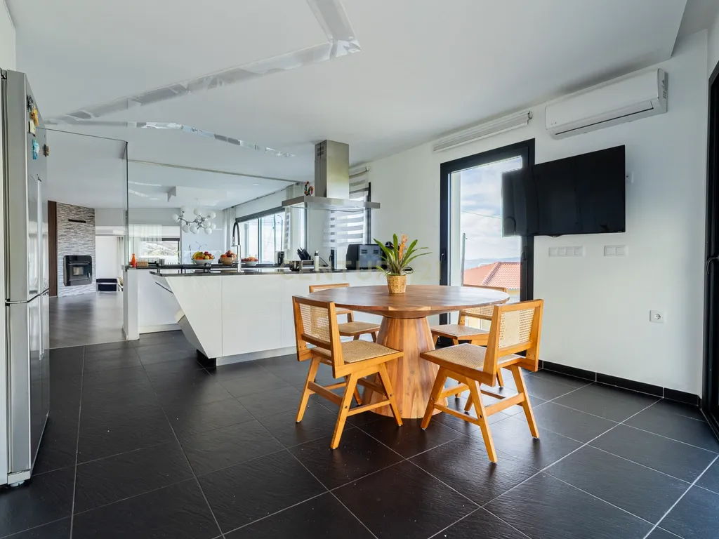 Moradia T3 Térrea com Piscina em Mesão Frio - Guimarães - Image 6