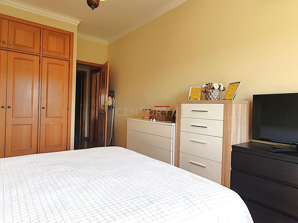 Apartamento T2 Centro da Cidade I  Garagem I Elevador - Image 18