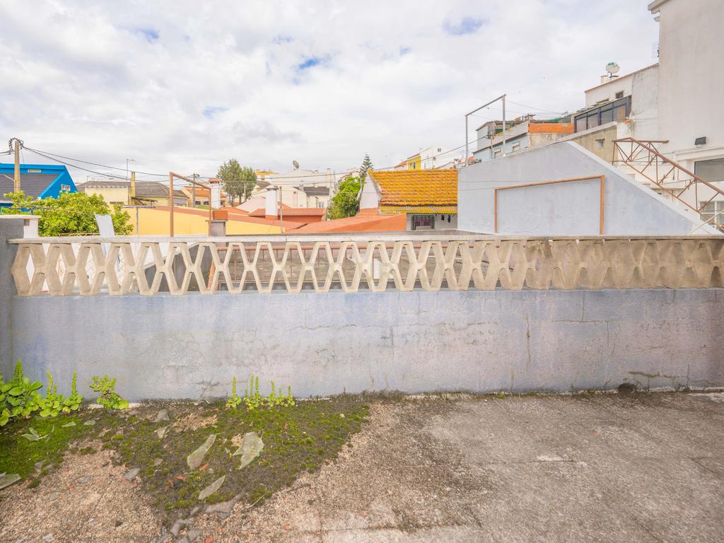 Moradia T3, com Varanda e Espaço Exterior, no Peixe Frito, em Setúbal - Image 6