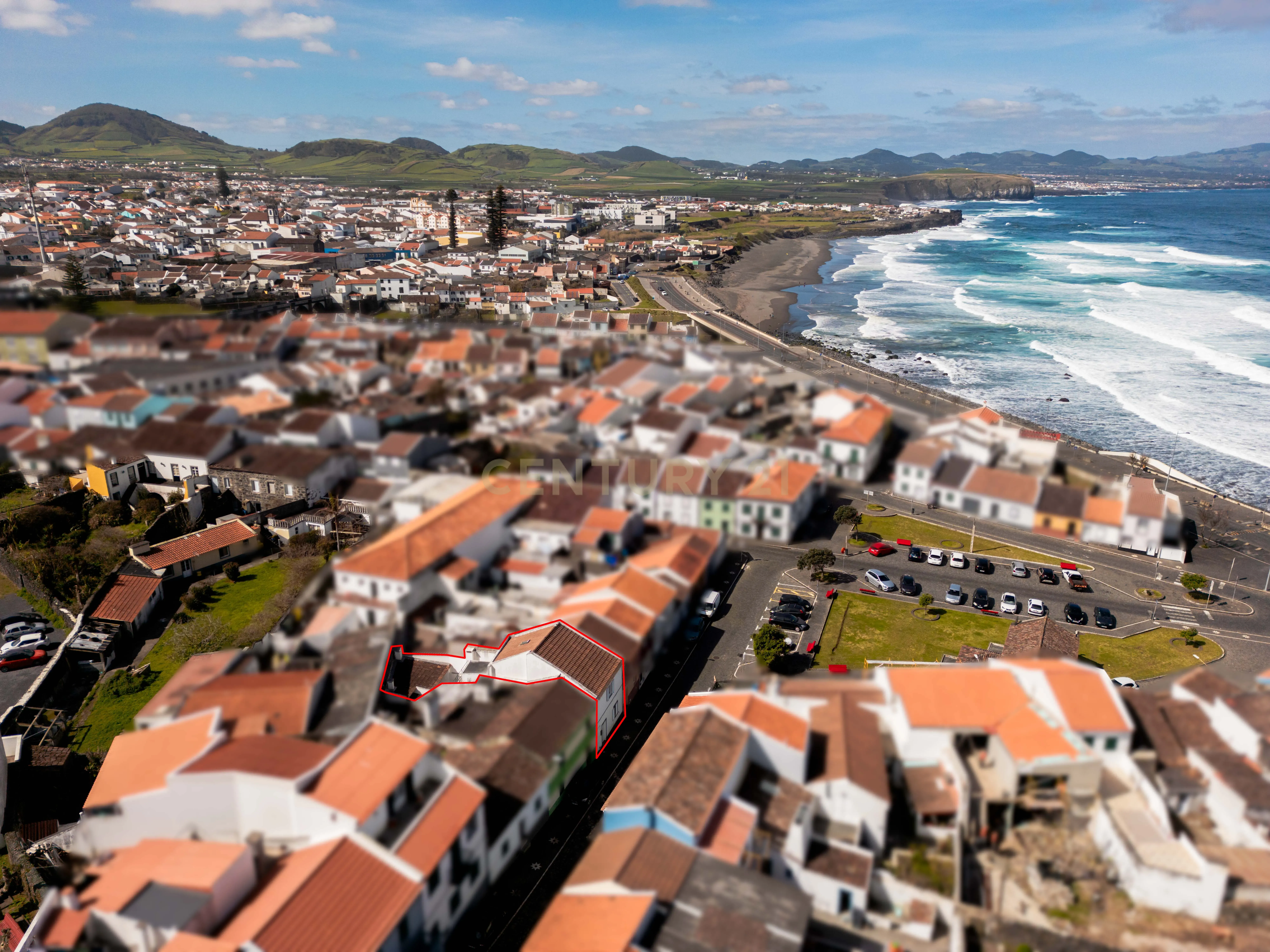 Moradia T2 na Matriz da Ribeira Grande- Conforto, localização e qualidade de vida numa só casa! - Image 24