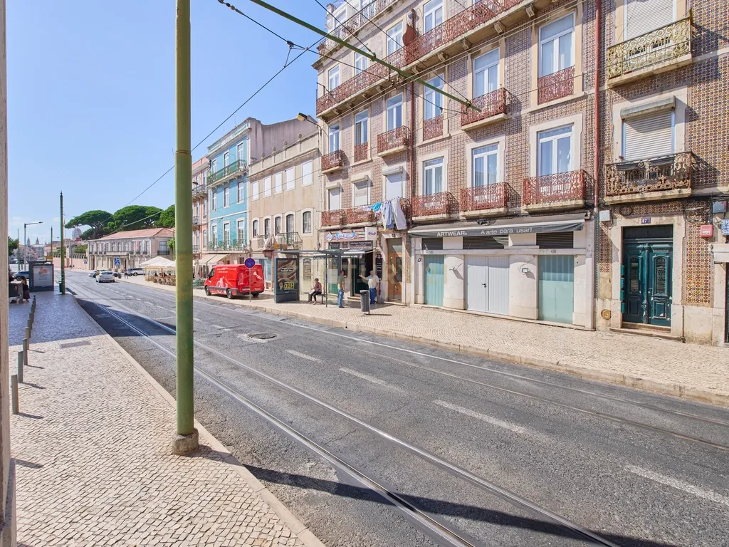 Loja com 155m2 na Villa dos Coches, Belém, Lisboa - Image 11