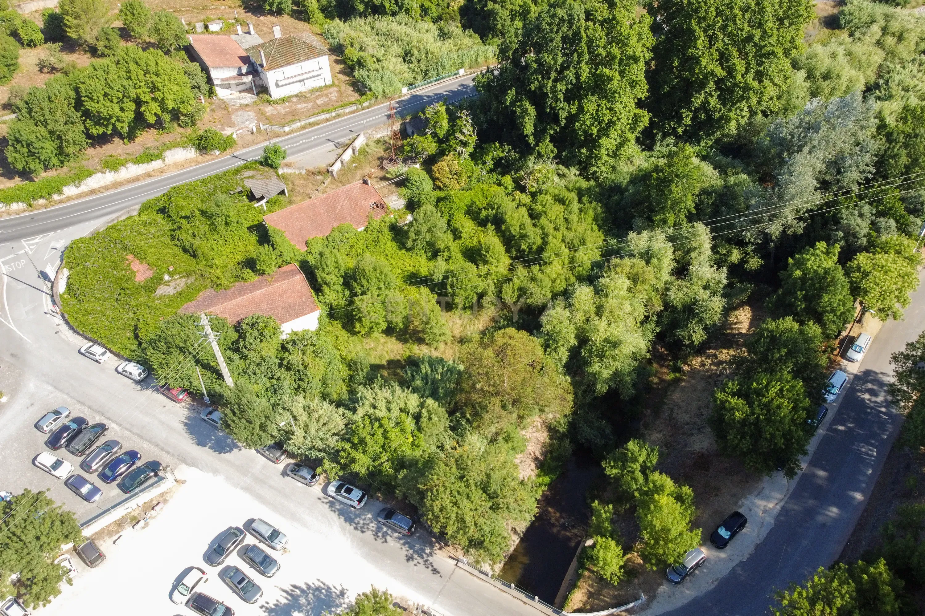 Fotografia 6 de Terreno com possibilidade de construção de Posto de Combustível em Alenquer – 1.927 m² (Quinta da Barnabé)