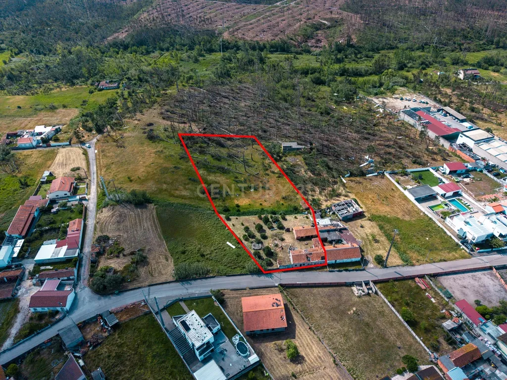Moradia T7 com Enorme Potencial em Lote Total de 5.611 m² - Image 32