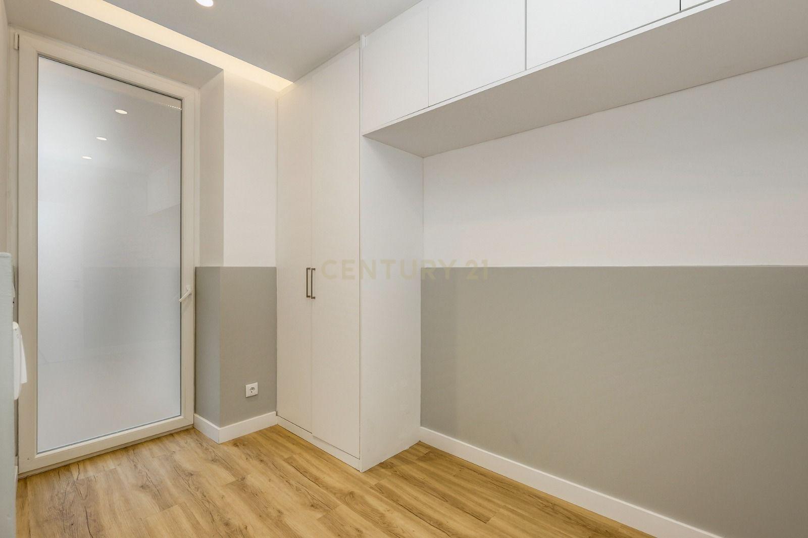 Fotografia 12 de Apartamento Renovado T2 em Campolide, Lisboa