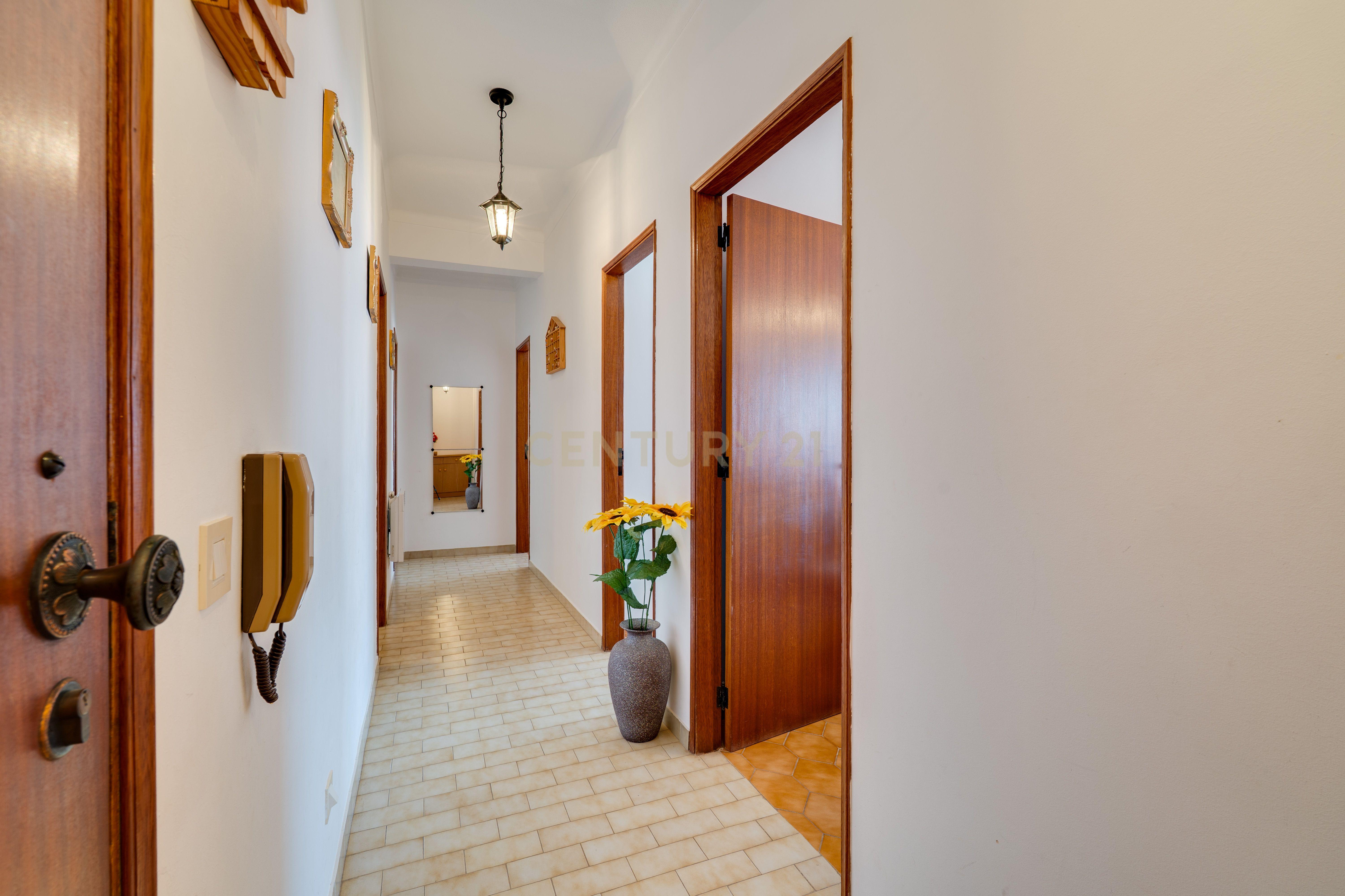 Apartamento T2 à venda em Quarteira, Loulé — foto 4