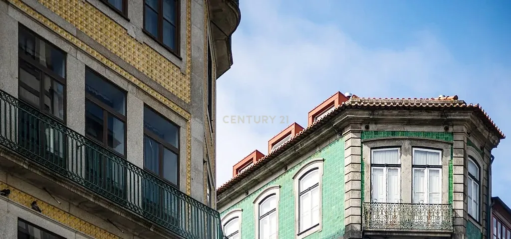 Loja com armazém na rua do Carvalhido - Porto - Image 16