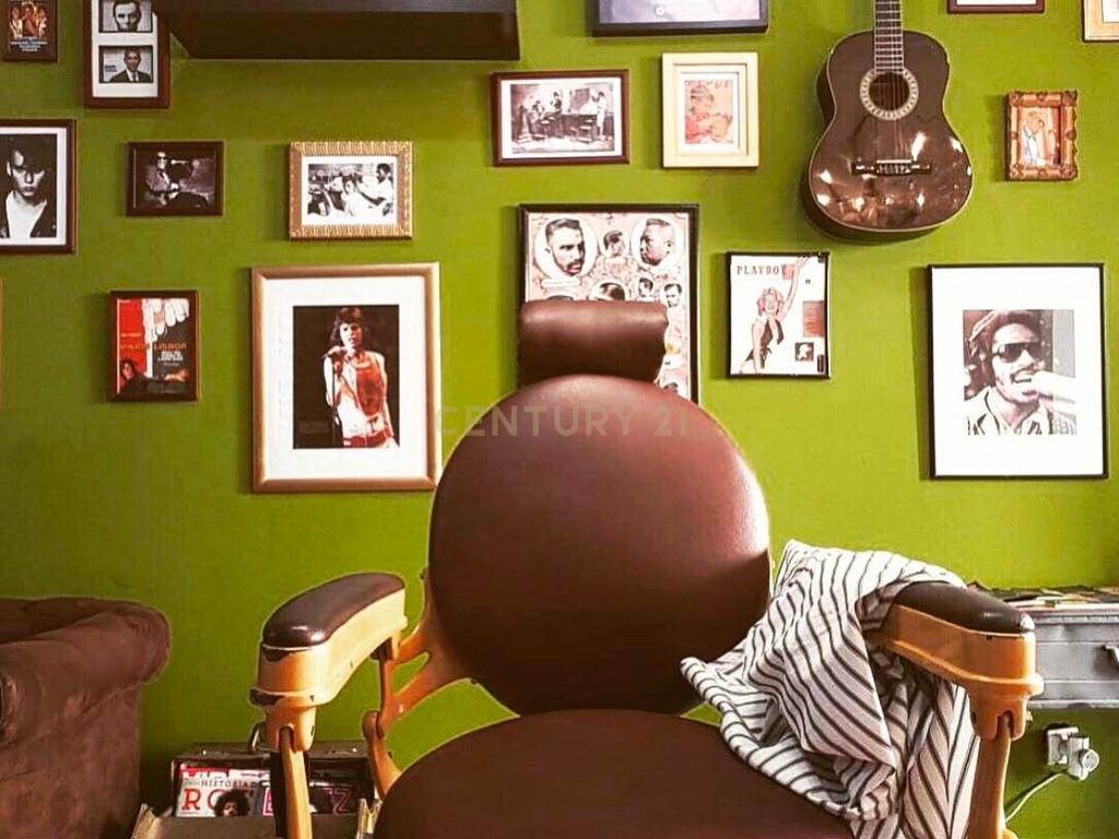 Trespasse de Barbearia em Pleno Funcionamento - Alcântara - Image 1