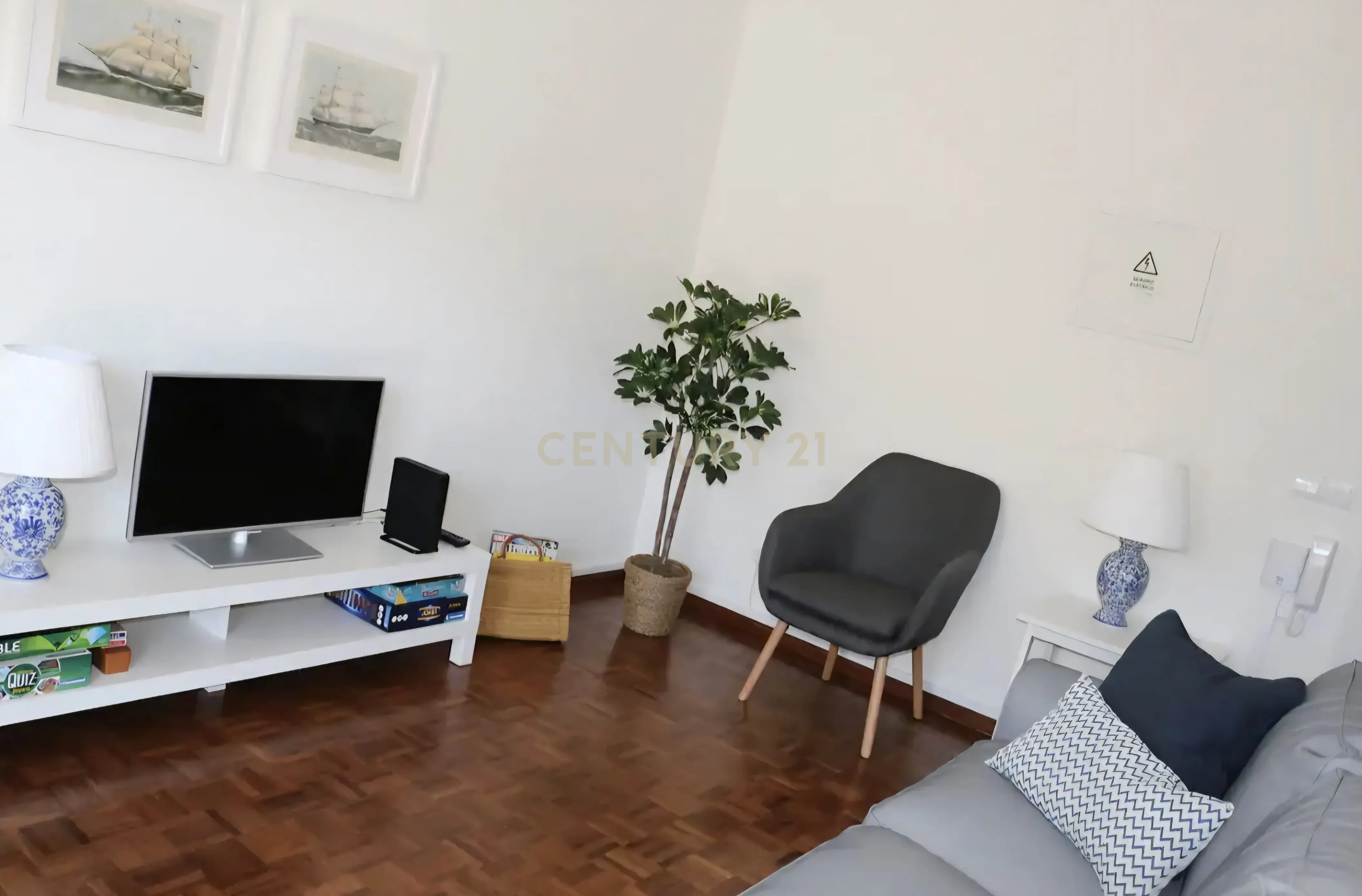 Fotografia 11 de Apartamento T2 com Vista Mar | Último Piso | Tamargueira, Buarcos – Figueira da Foz