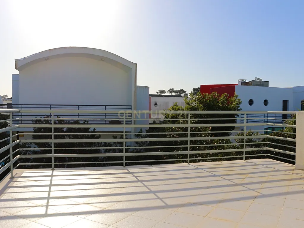 Moradia T3 com Piscina Privativa | Viver com tranquilidade no Palmela Village - Image 23
