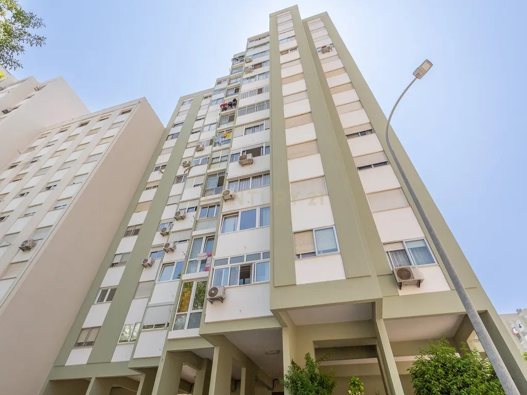 Apartamento T2 para arrendamento em Alfornelos, Amadora - Image 24