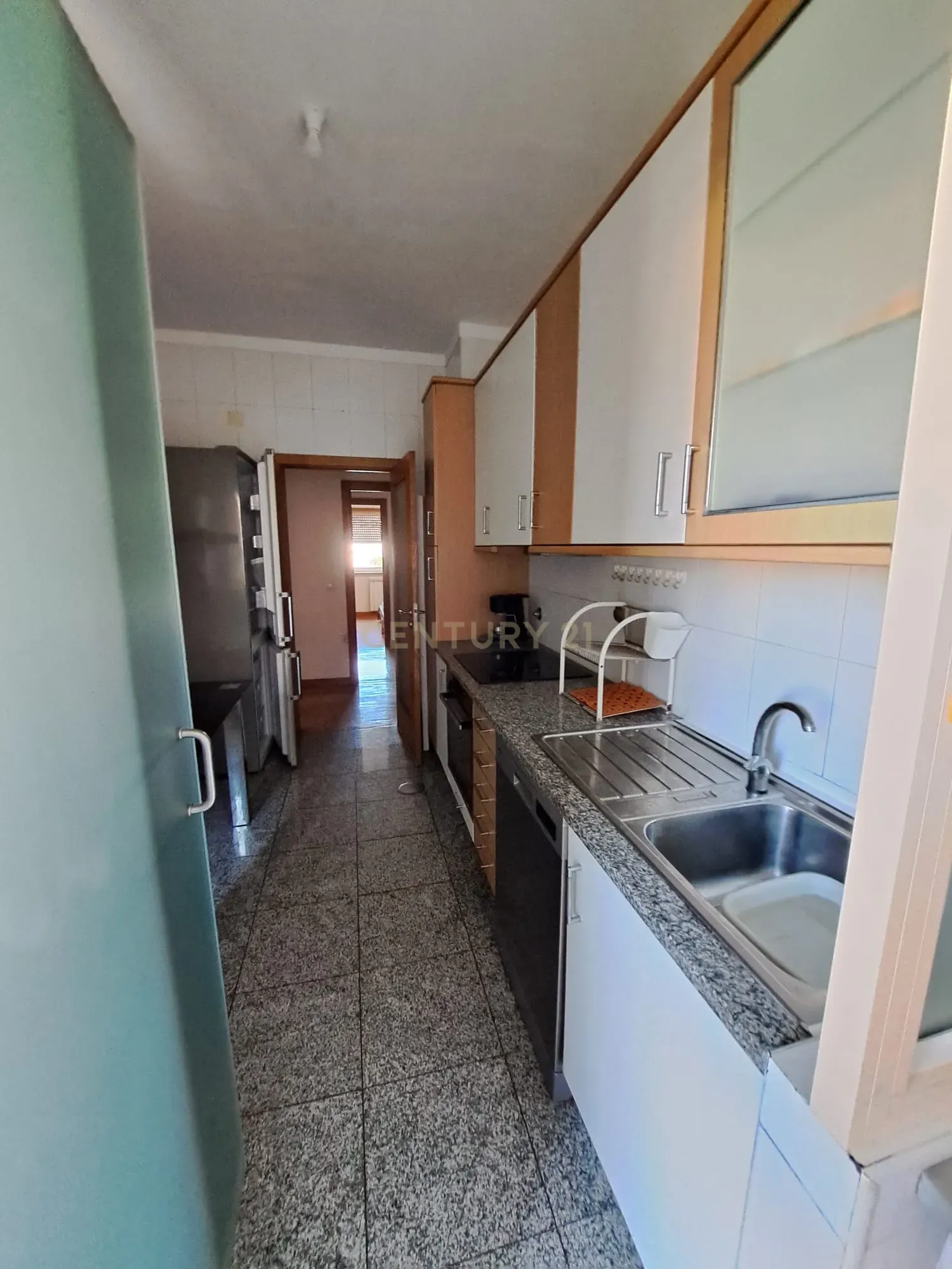 Fotografia 3 de T2 com 121 m² | Suíte | Garagem | Junto à Casa da Música